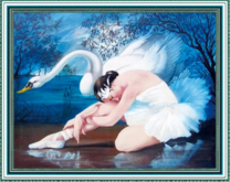 Балерина в белом и лебедь